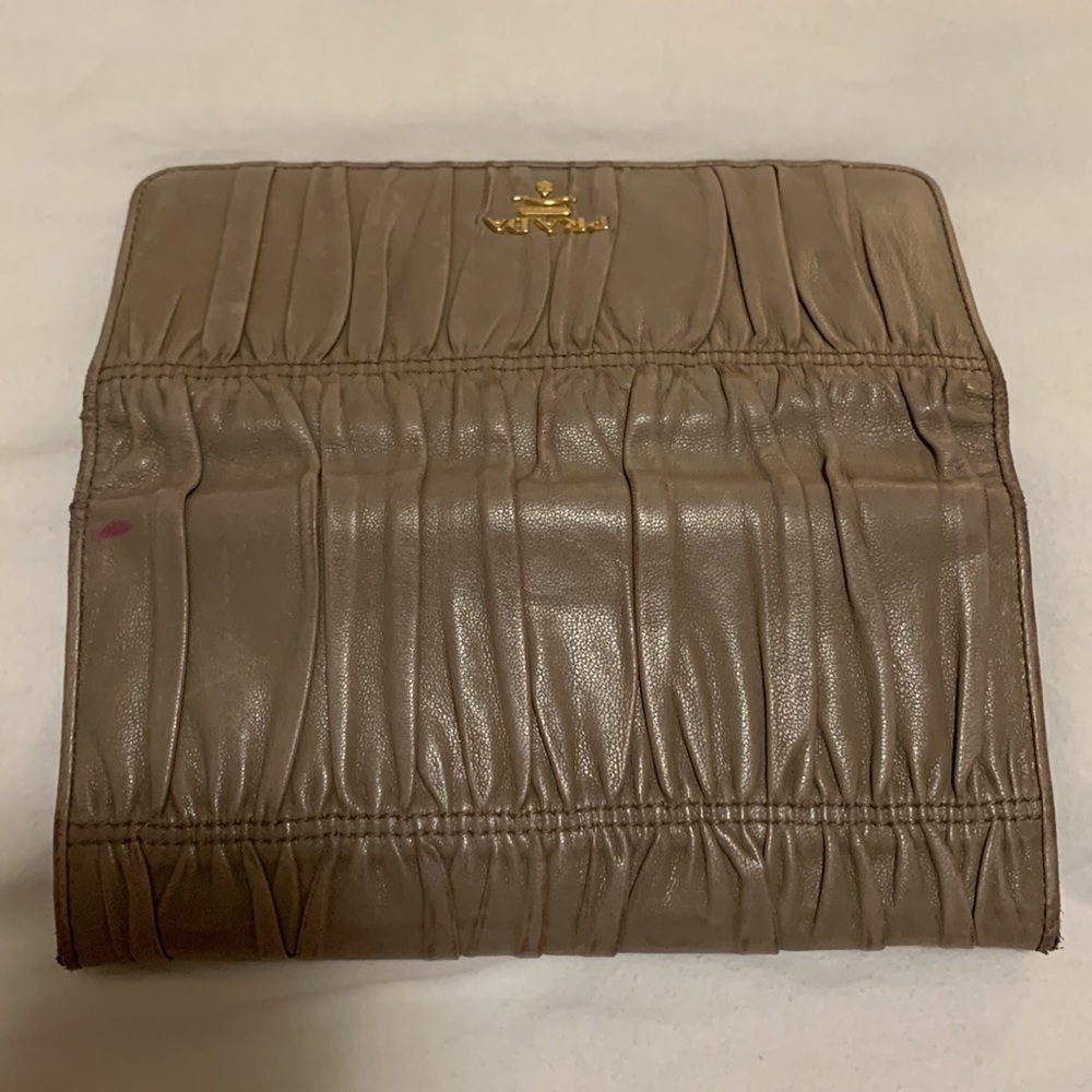 Authentic Prada Wallet - Picture 3 of 4
